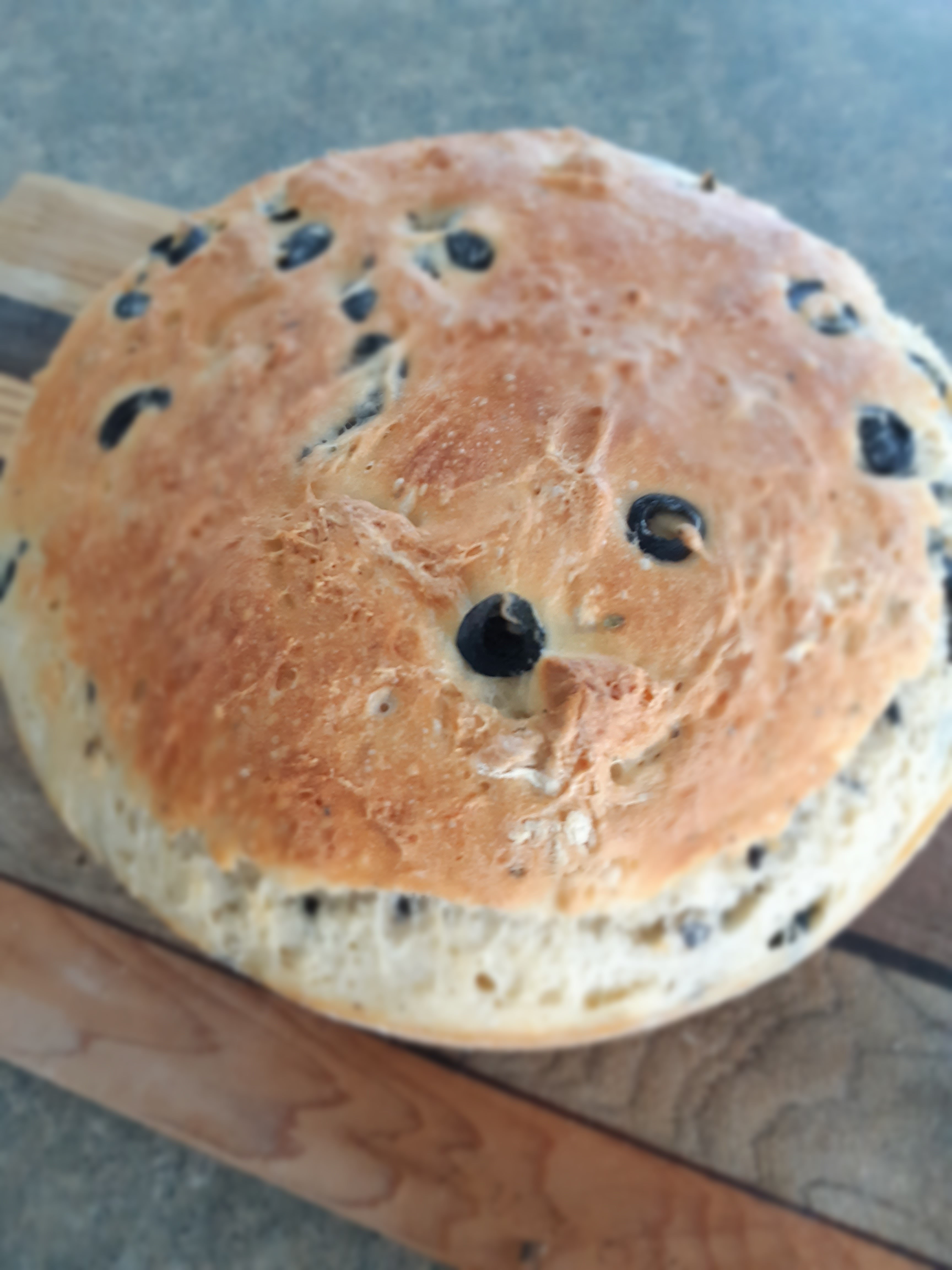 Miche au olives noire