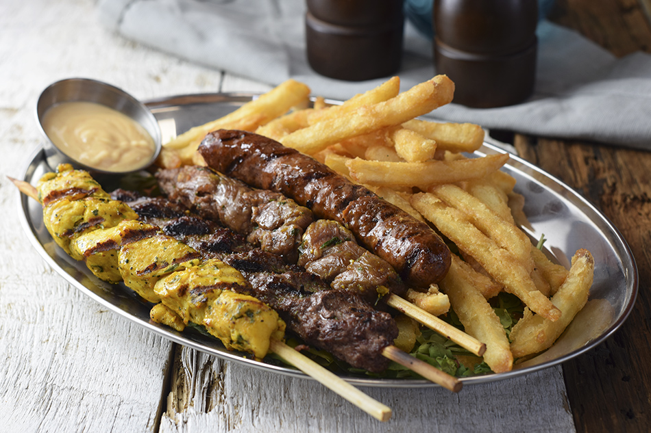 Assiette de brochettes mixtes pour 1 personne