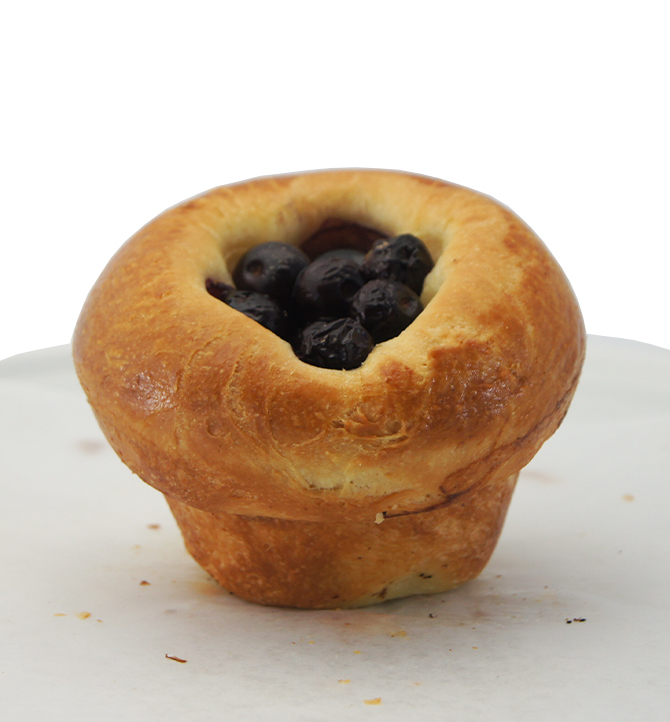 Brioche bleuets, chocolat noir et sirop d'érable