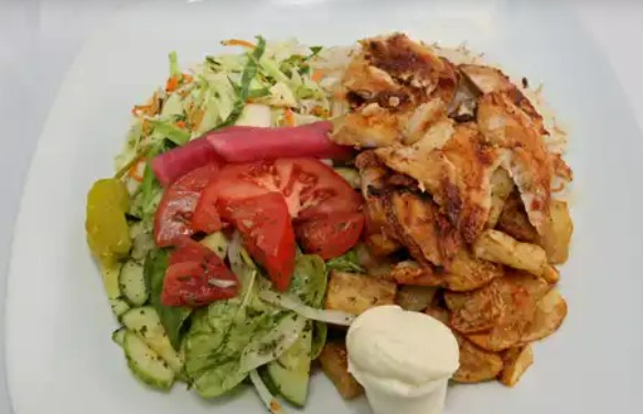 Assiette de poulet shish taouk / Shish Taouk Chicken Plate
