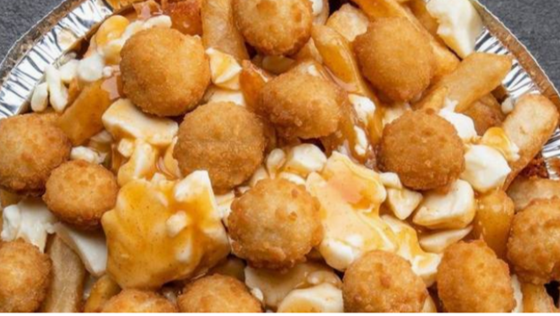 Poutine au Poulet Pop-corn / Pop-Corn Chicken Poutine