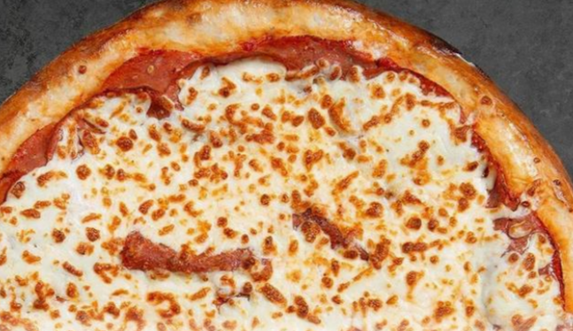 Pizza Pepperoni / Pepperoni Pizza