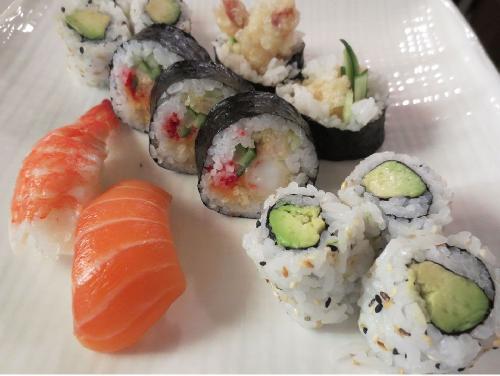 SET C - Maki & Nigiri - 13 mcx (1 pers.)